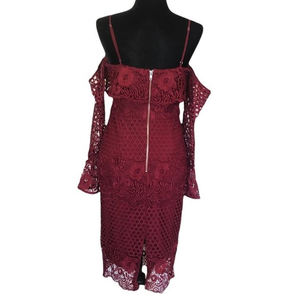 Ministry of Style Momentum Cold Shoulder Dress - Picture 8 of 12